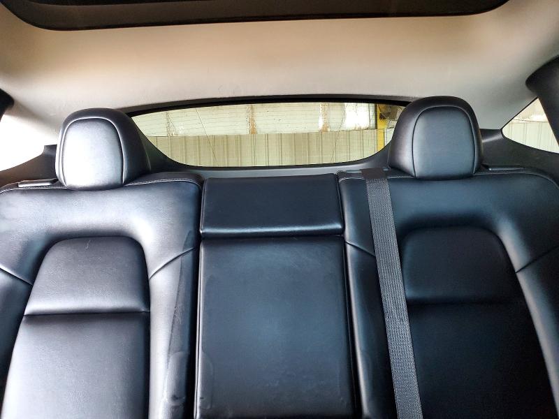 Photo 10 from auction – 2022 TESLA MODEL Y with VIN 7SAYGDEE1NF367723