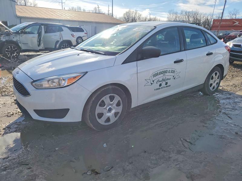 FORD FOCUS S 2018 مع رقم تعريف المركبة 1FADP3E22JL266652 - صورة من المزاد