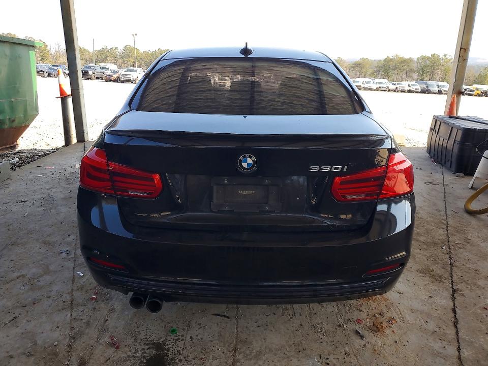 Photo 6 from auction – 2018 BMW 330 with VIN WBA8B9C53JEE81049