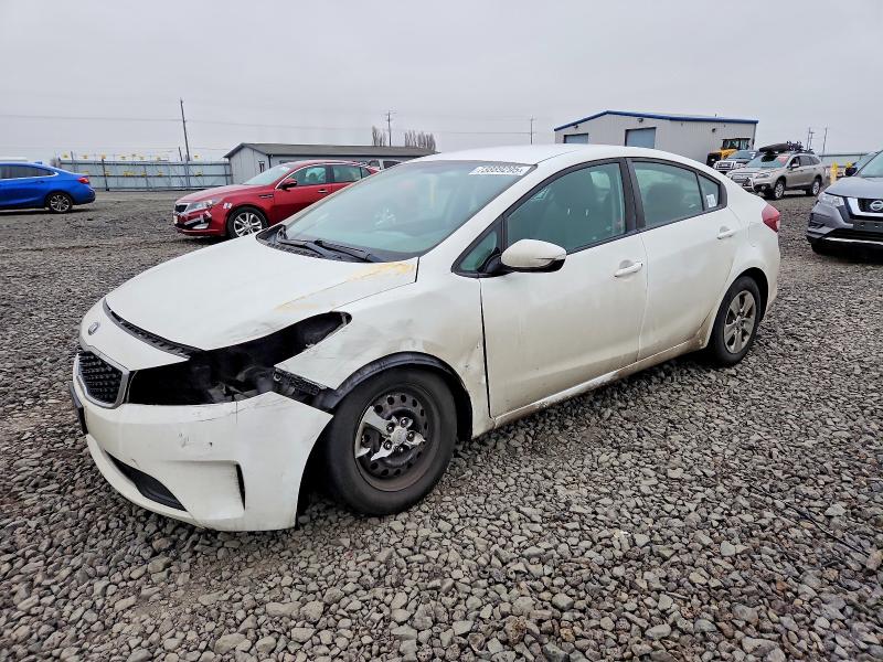 KIA FORTE 2017 with VIN 3KPFK4A75HE045686 - Photo from auction