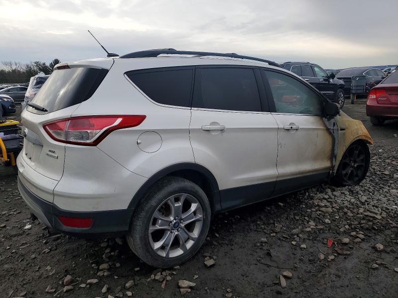 Photo 3 from auction – 2013 FORD ESCAPE with VIN 1FMCU0HX2DUA70080