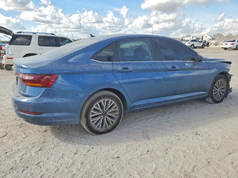 Photo 3 from auction – 2019 VOLKSWAGEN JETTA with VIN 3VWC57BU2KM164600