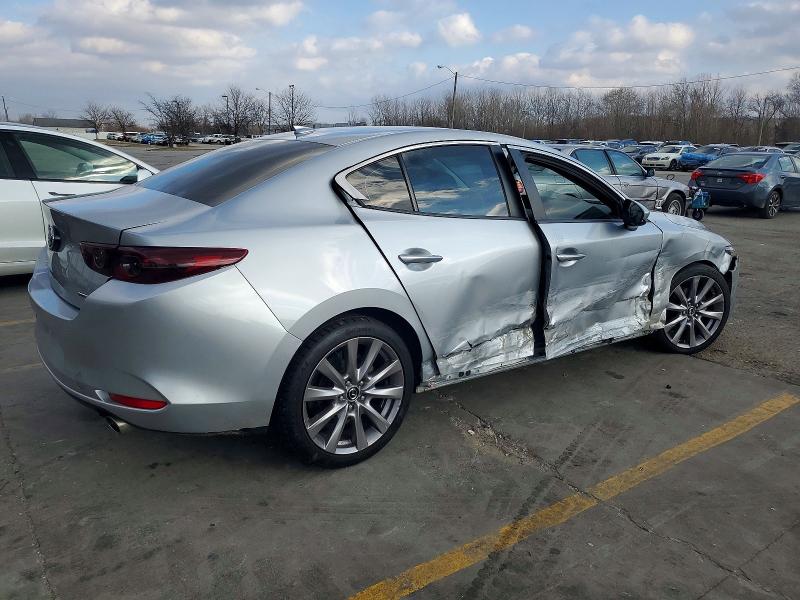 Photo 3 from auction – 2019 MAZDA 3 PREFERRE with VIN JM1BPBDM1K1114826
