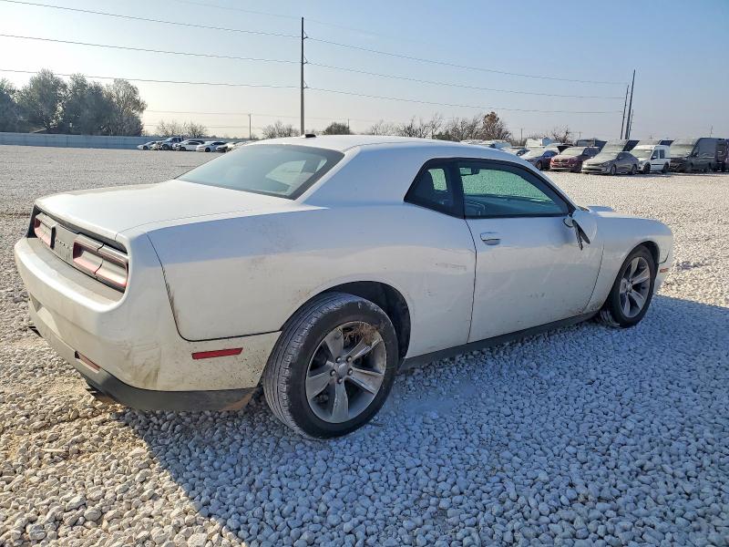 Photo 3 from auction – 2015 DODGE CHALLENGER with VIN 2C3CDZAG4FH759373
