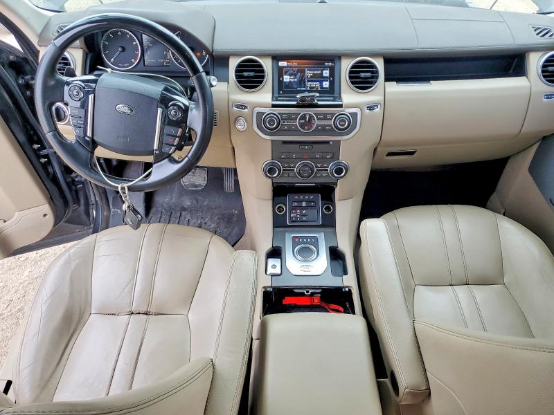 Photo 8 from auction – 2016 LAND ROVER LR4 with VIN SALAG2V60GA797288