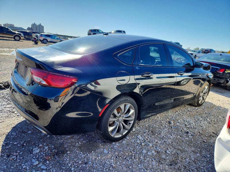 Photo 3 from auction – 2015 CHRYSLER 200 with VIN 1C3CCCBB5FN584884