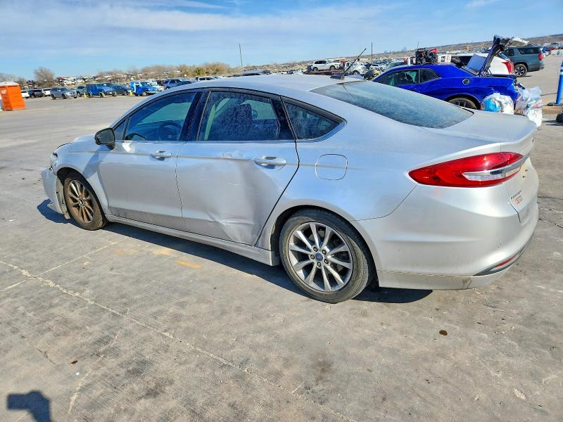 Photo 2 from auction – 2017 FORD FUSION SE with VIN 3FA6P0HD4HR366848