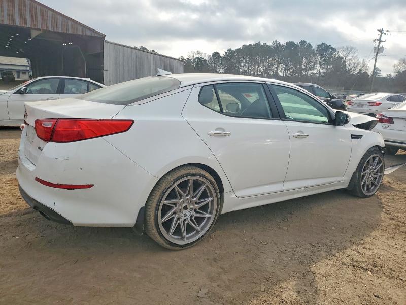 Photo 3 from auction – 2015 KIA OPTIMA EX with VIN 5XXGN4A77FG361171