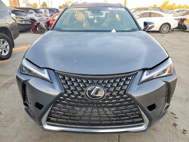 Photo 5 from auction – 2022 LEXUS UX 200 BAS with VIN JTHX3JBH0N2049305