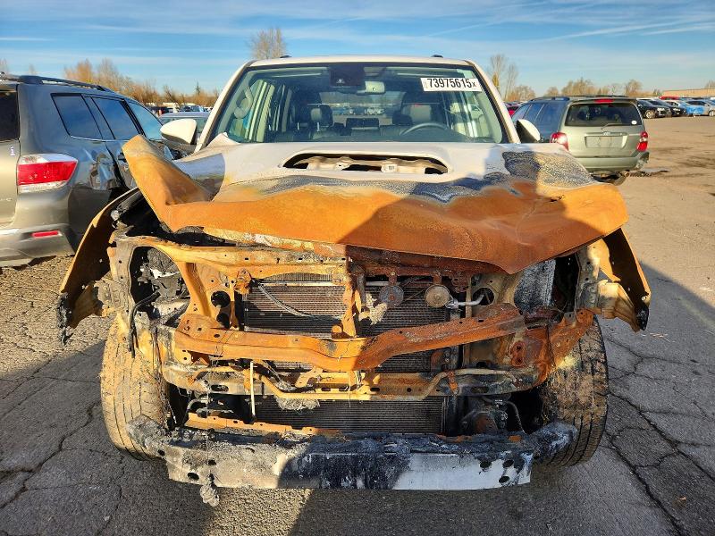 Photo 5 from auction – 2022 TOYOTA 4RUNNER SR with VIN JTERU5JR2N6045897
