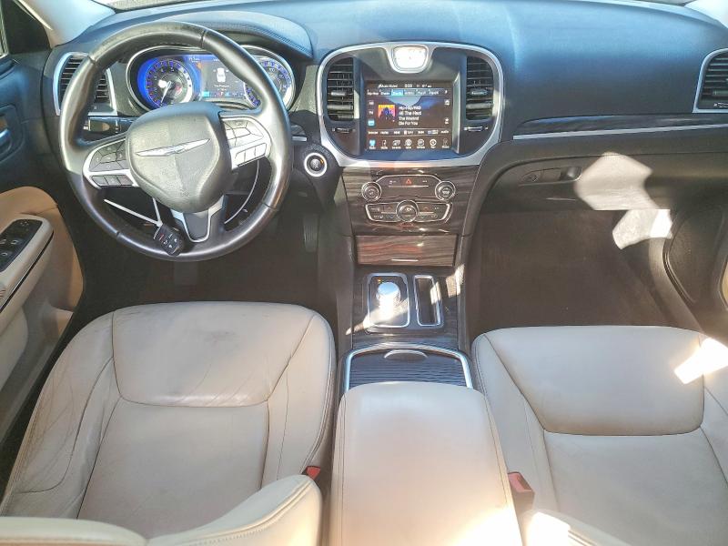 Photo 8 from auction – 2016 CHRYSLER 300 with VIN 2C3CCAAG0GH273763