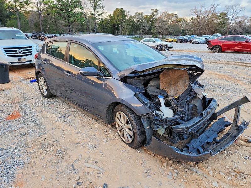 Photo 4 from auction – 2015 KIA FORTE EX with VIN KNAFX5A83F5288421