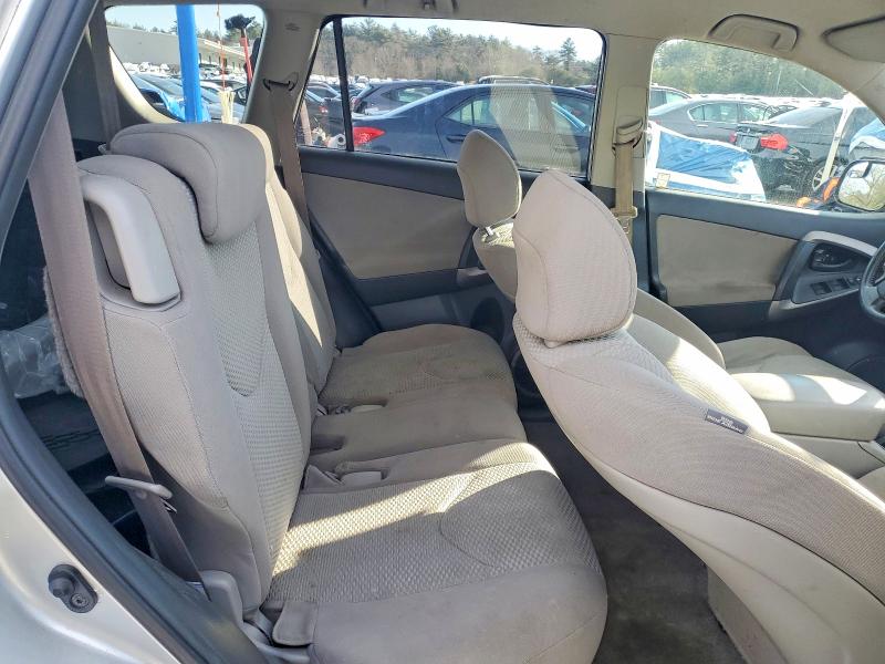 Photo 11 from auction – 2006 TOYOTA RAV4 LIMIT with VIN JTMBK31V766009783