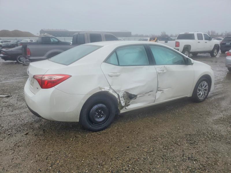 Photo 3 from auction – 2018 TOYOTA COROLLA L with VIN 5YFBURHE6JP808426