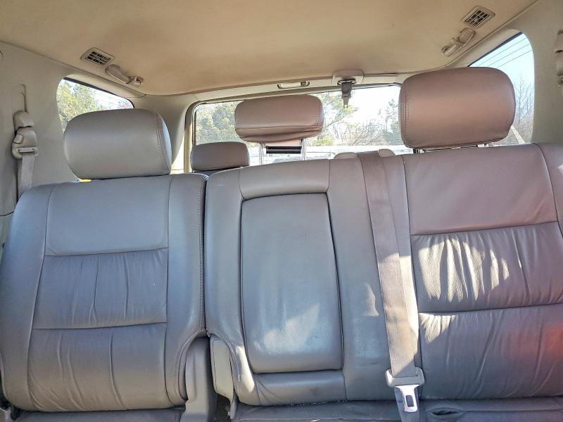 Photo 10 from auction – 2006 TOYOTA SEQUOIA with VIN 5TDZT34A06S273030