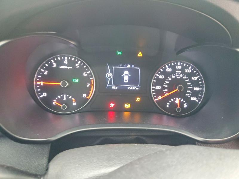 Photo 9 from auction – 2018 KIA OPTIMA with VIN 5XXGT4L36JG266660