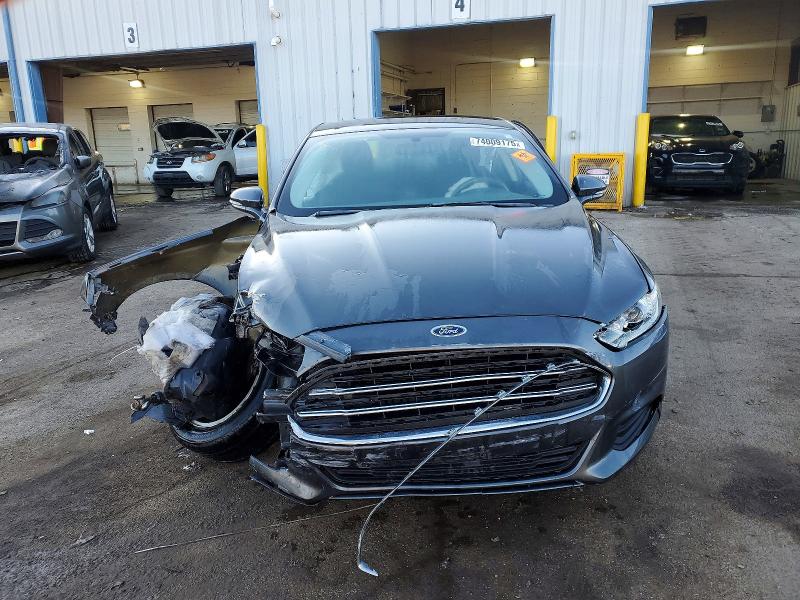 Photo 5 from auction – 2016 FORD FUSION SE with VIN 3FA6P0H75GR299556