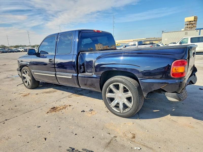 Photo 2 from auction – 2003 CHEVROLET SILVERADO with VIN 2GCEC19X331184037