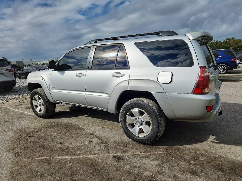 Photo 2 from auction – 2004 TOYOTA 4RUNNER SR with VIN JTEZU14R248021381