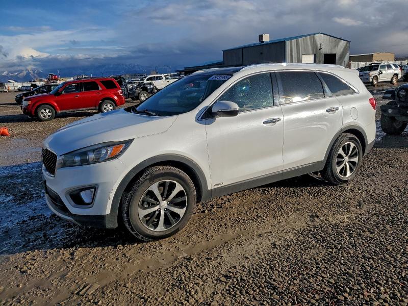 Photo 1 from auction – 2016 KIA SORENTO EX with VIN 5XYPHDA17GG172553