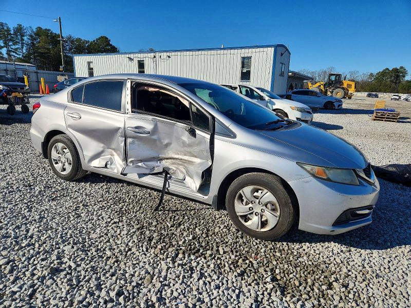 Photo 4 from auction – 2013 HONDA CIVIC with VIN 2HGFB2F53DH601490