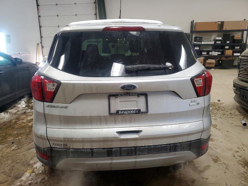 Photo 6 from auction – 2019 FORD ESCAPE SE with VIN 1FMCU9GD8KUA33799
