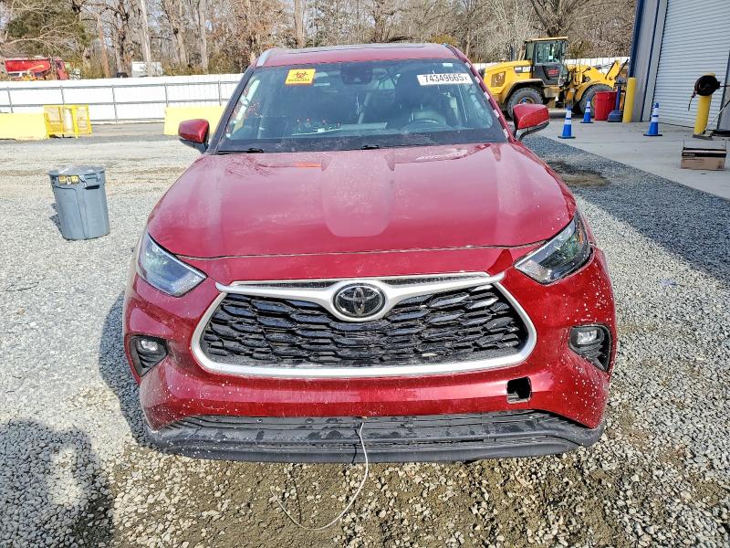 Photo 5 from auction – 2023 TOYOTA HIGHLANDER with VIN 5TDKDRBH7PS002730