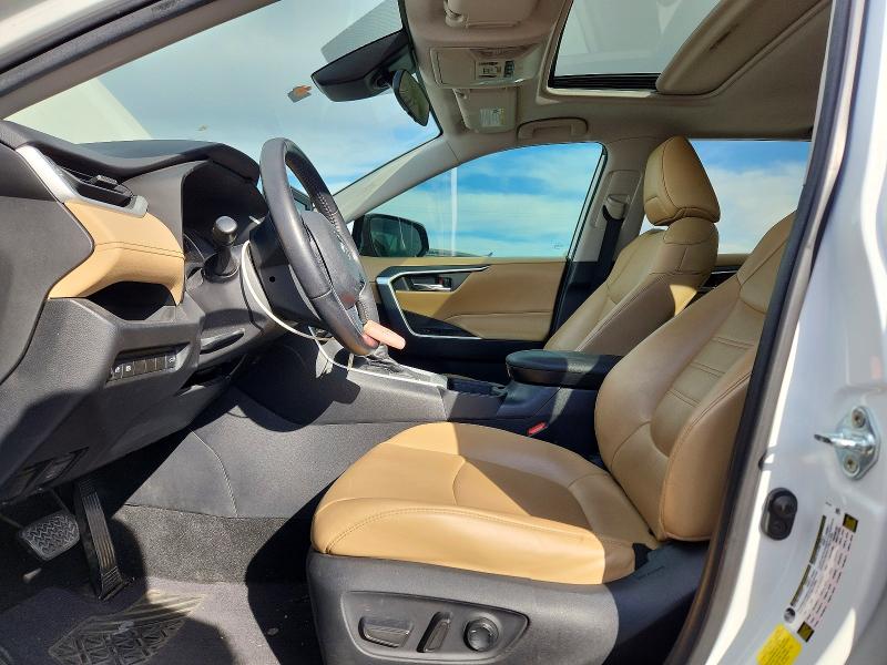 Photo 7 from auction – 2021 TOYOTA RAV4 with VIN 2T3C1RFV4MW153659