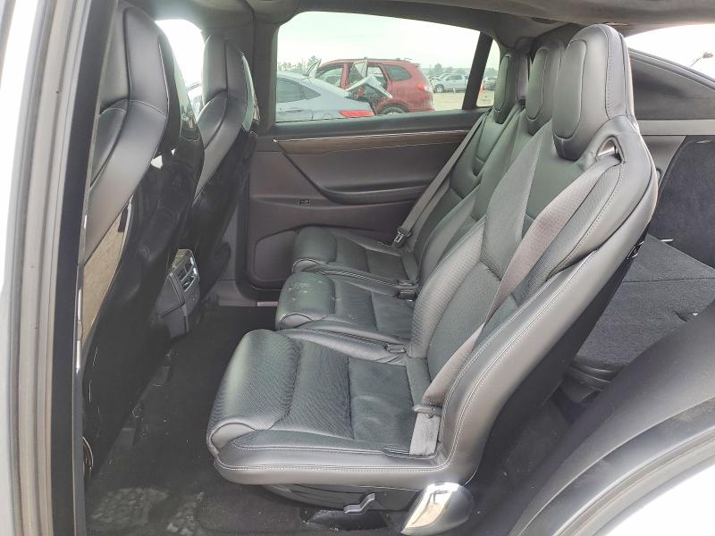 Photo 11 from auction – 2016 TESLA MODEL X with VIN 5YJXCAE22GF021319