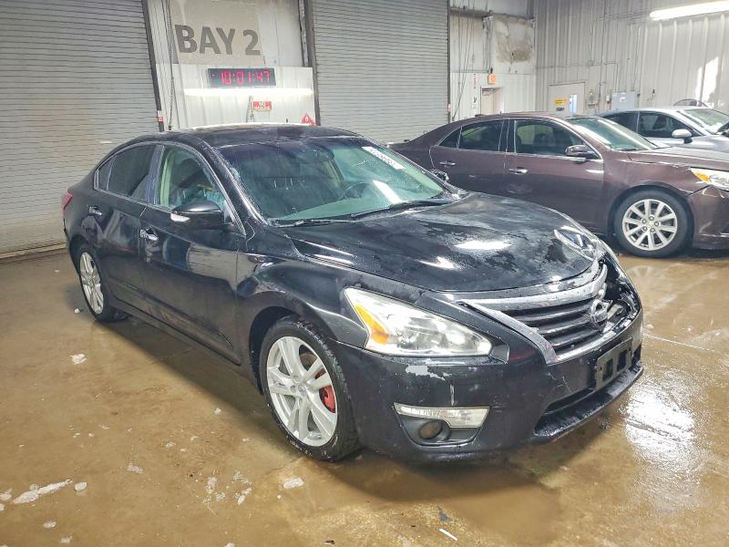 Photo 4 from auction – 2013 NISSAN ALTIMA 3.5 with VIN 1N4BL3AP3DC115098