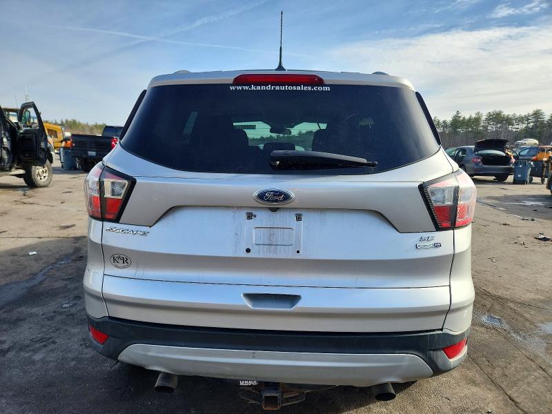 Photo 6 from auction – 2018 FORD ESCAPE SE with VIN 1FMCU9GD7JUC24466