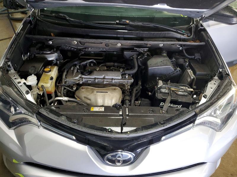 Foto 11 de la subasta – 2018 TOYOTA RAV4 con VIN 2T3BFREV1JW753887