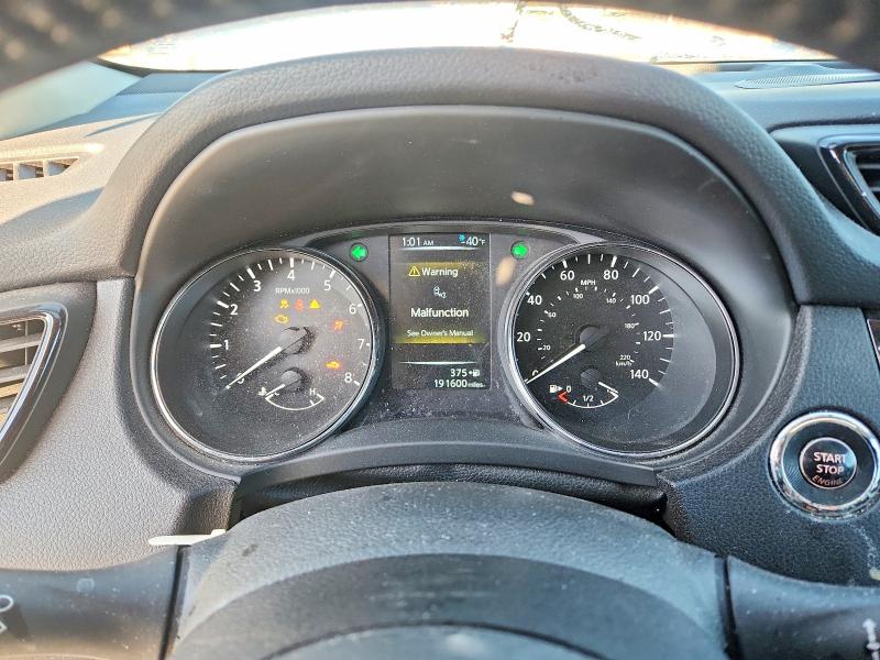 Photo 9 from auction – 2017 NISSAN ROGUE with VIN 5N1AT2MT8HC764115
