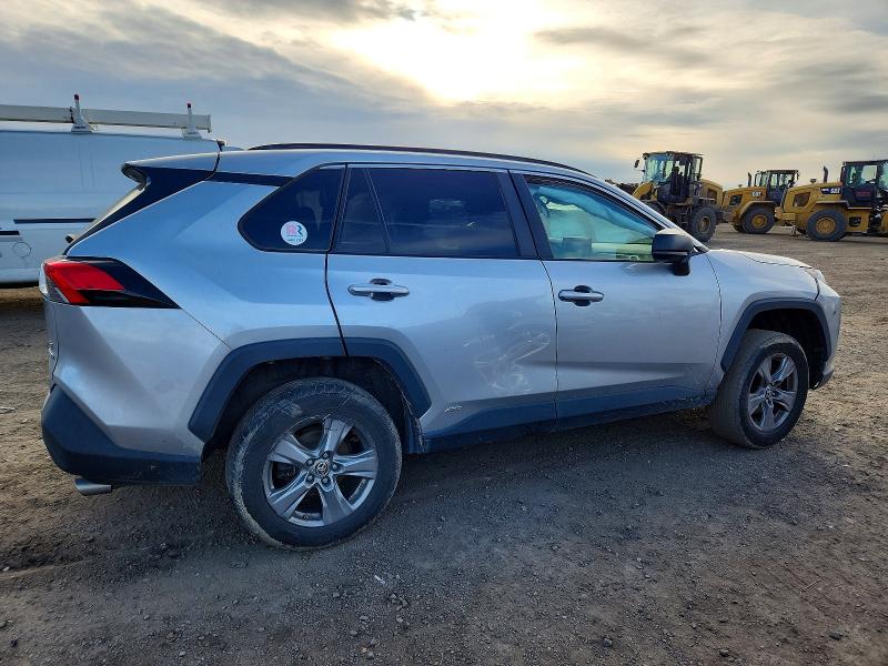 Photo 3 from auction – 2022 TOYOTA RAV4 LE with VIN 4T3LWRFVXNU071292