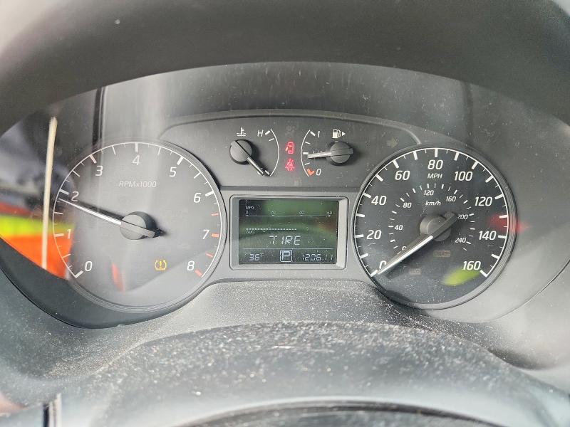 Photo 9 from auction – 2016 NISSAN SENTRA S with VIN 3N1AB7AP1GY270960