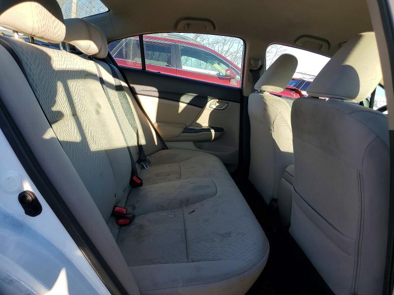 Photo 10 from auction – 2015 HONDA CIVIC LX with VIN 19XFB2F57FE231061