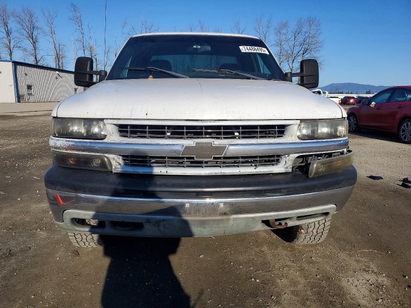 Photo 5 from auction – 2000 CHEVROLET SILVERADO with VIN 1GCEK19T9YZ350768