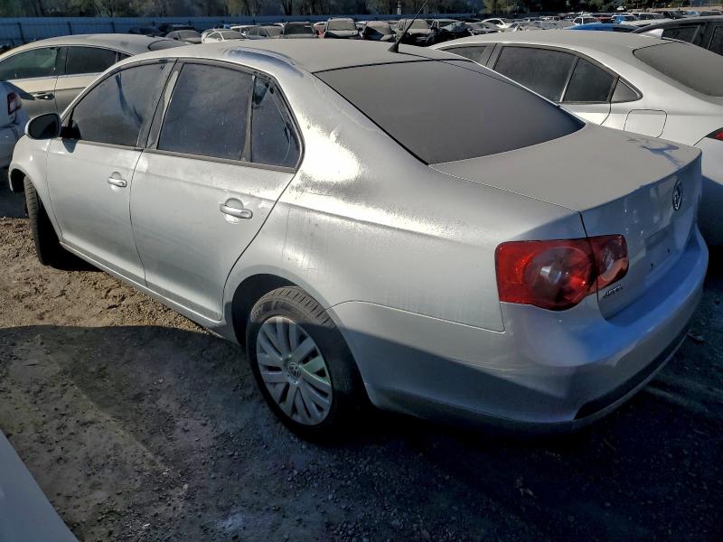 Photo 2 from auction – 2007 VOLKSWAGEN JETTA 2.5 with VIN 3VWPF81K17M017597
