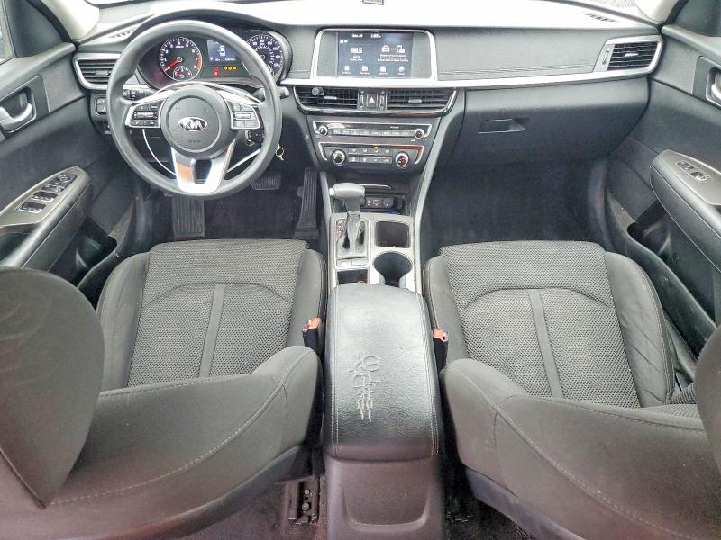 Photo 8 from auction – 2019 KIA OPTIMA with VIN 5XXGT4L35KG281345