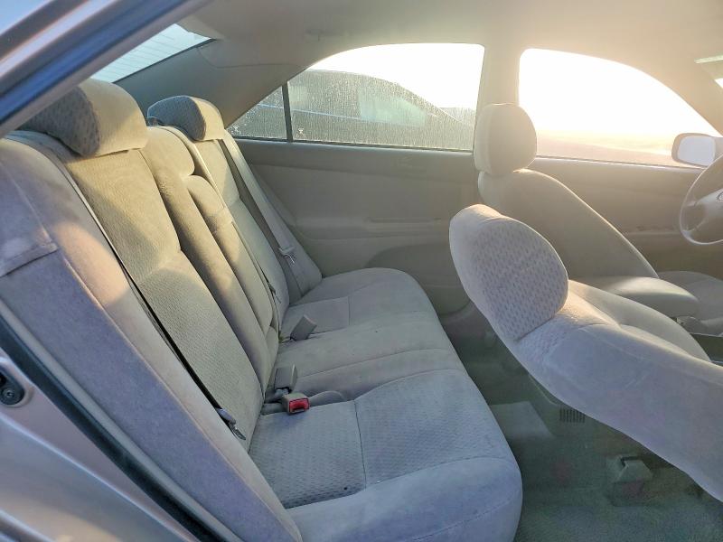 Photo 10 from auction – 2002 TOYOTA CAMRY LE with VIN 4T1BE32K62U069616
