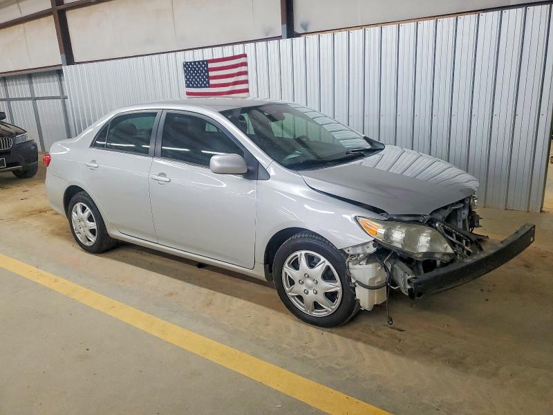 Photo 4 from auction – 2013 TOYOTA COROLLA with VIN 2T1BU4EE2DC979069