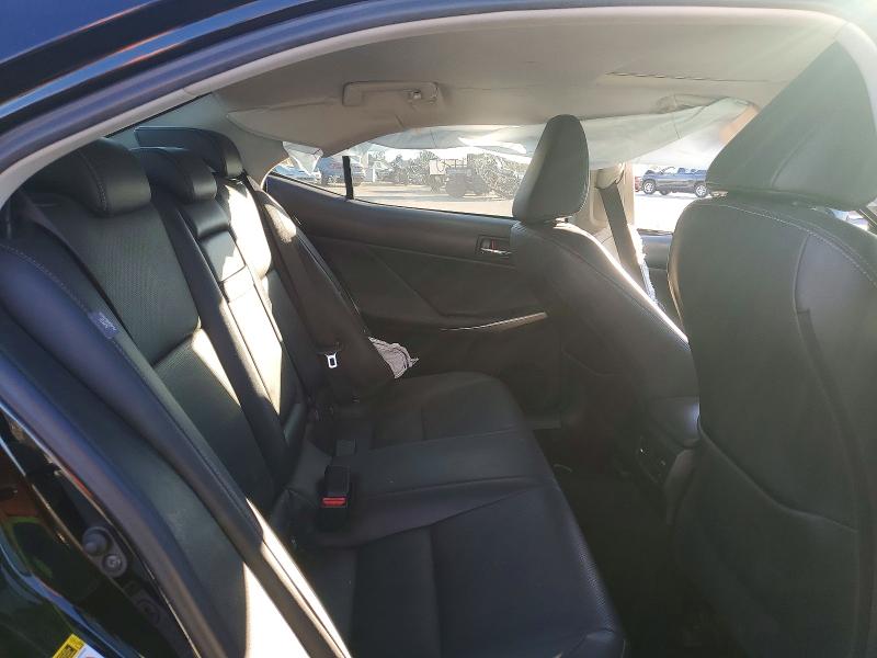 Photo 10 from auction – 2016 LEXUS IS 200T with VIN JTHBA1D27G5029840