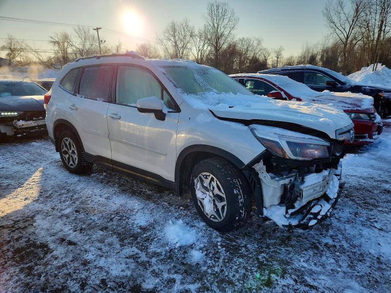 Photo 4 from auction – 2021 SUBARU FORESTER with VIN JF2SKAJC9MH451048