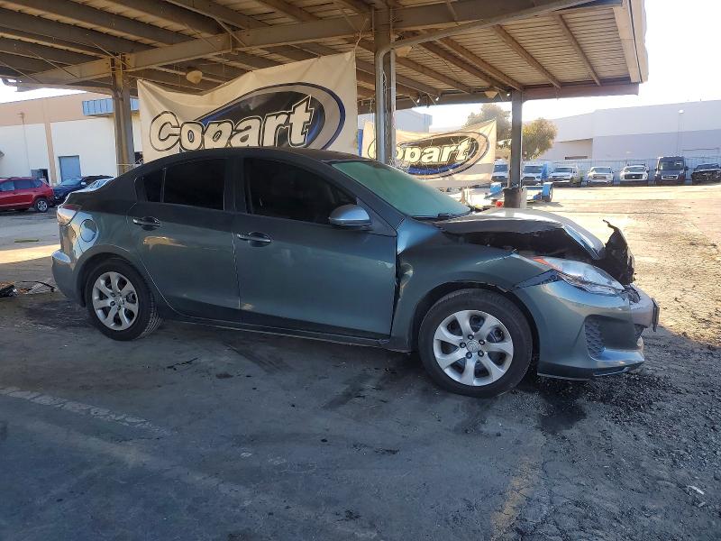 Photo 4 from auction – 2012 MAZDA 3 with VIN JM1BL1UG5C1643133