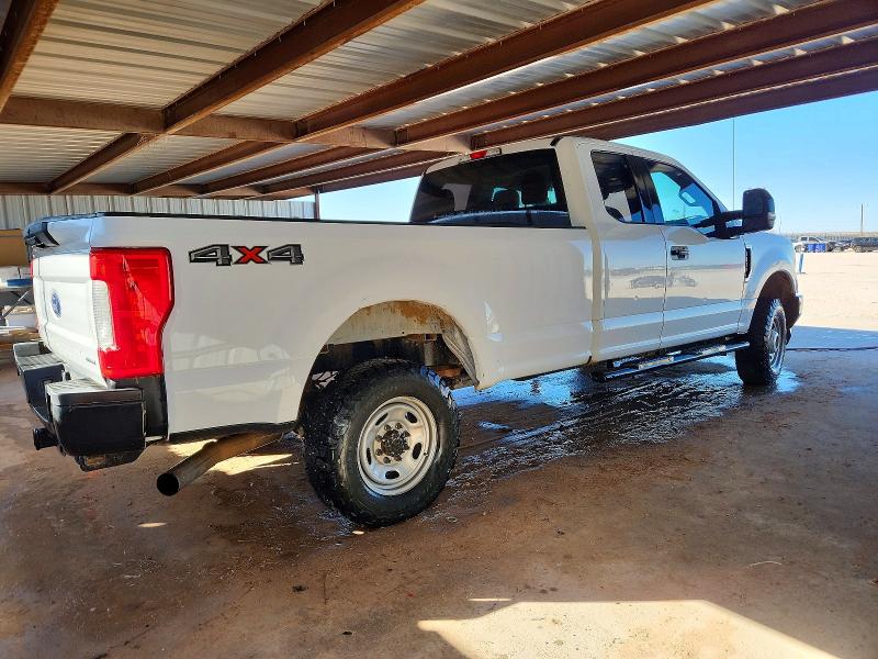 Photo 3 from auction – 2018 FORD F250 with VIN 1FT7X2B63JEB21293