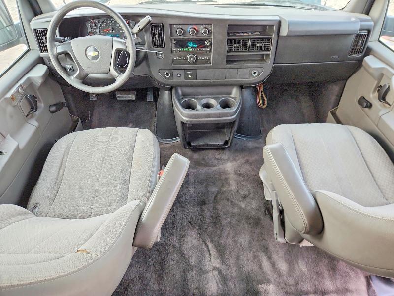 Photo 8 from auction – 2010 CHEVROLET EXPRESS G2 with VIN 1GAZGPDG3A1164205