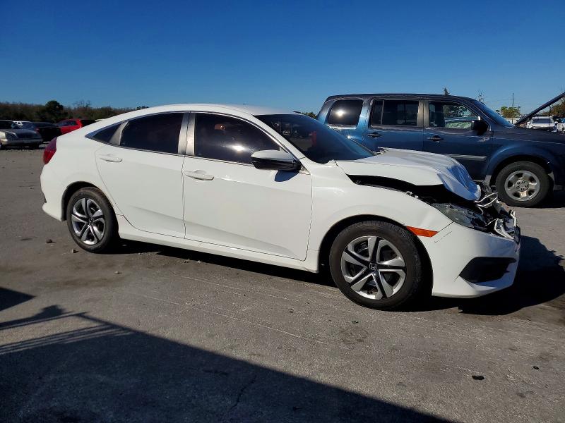Photo 4 from auction – 2018 HONDA CIVIC LX with VIN 2HGFC2F56JH589733