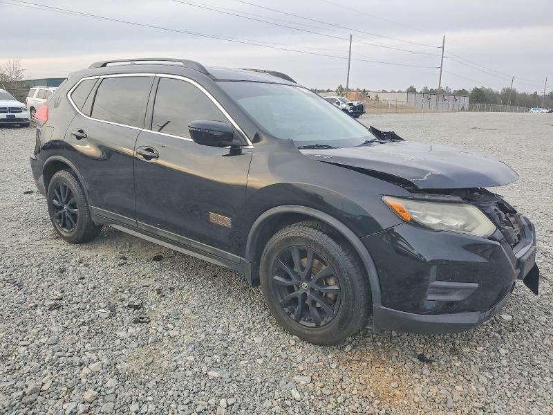 Photo 4 from auction – 2017 NISSAN ROGUE S with VIN 5N1AT2MT1HC758527