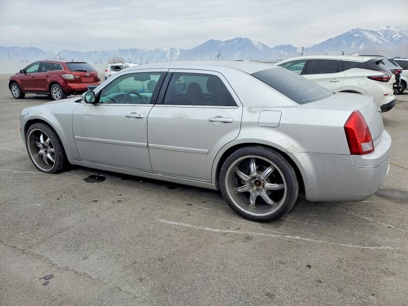 Photo 2 from auction – 2005 CHRYSLER 300 TOURIN with VIN 2C3JA53G15H184220