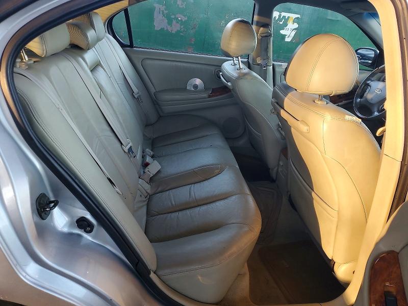 Photo 10 from auction – 2002 INFINITI I35 with VIN JNKDA31A72T023170